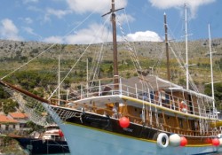 Bateau: Krstarenje i šetnje po otocima