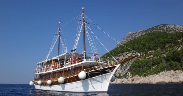 Krstarenje i šetnje po otocima