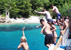 Bateau: Krstarenje i šetnje po otocima
